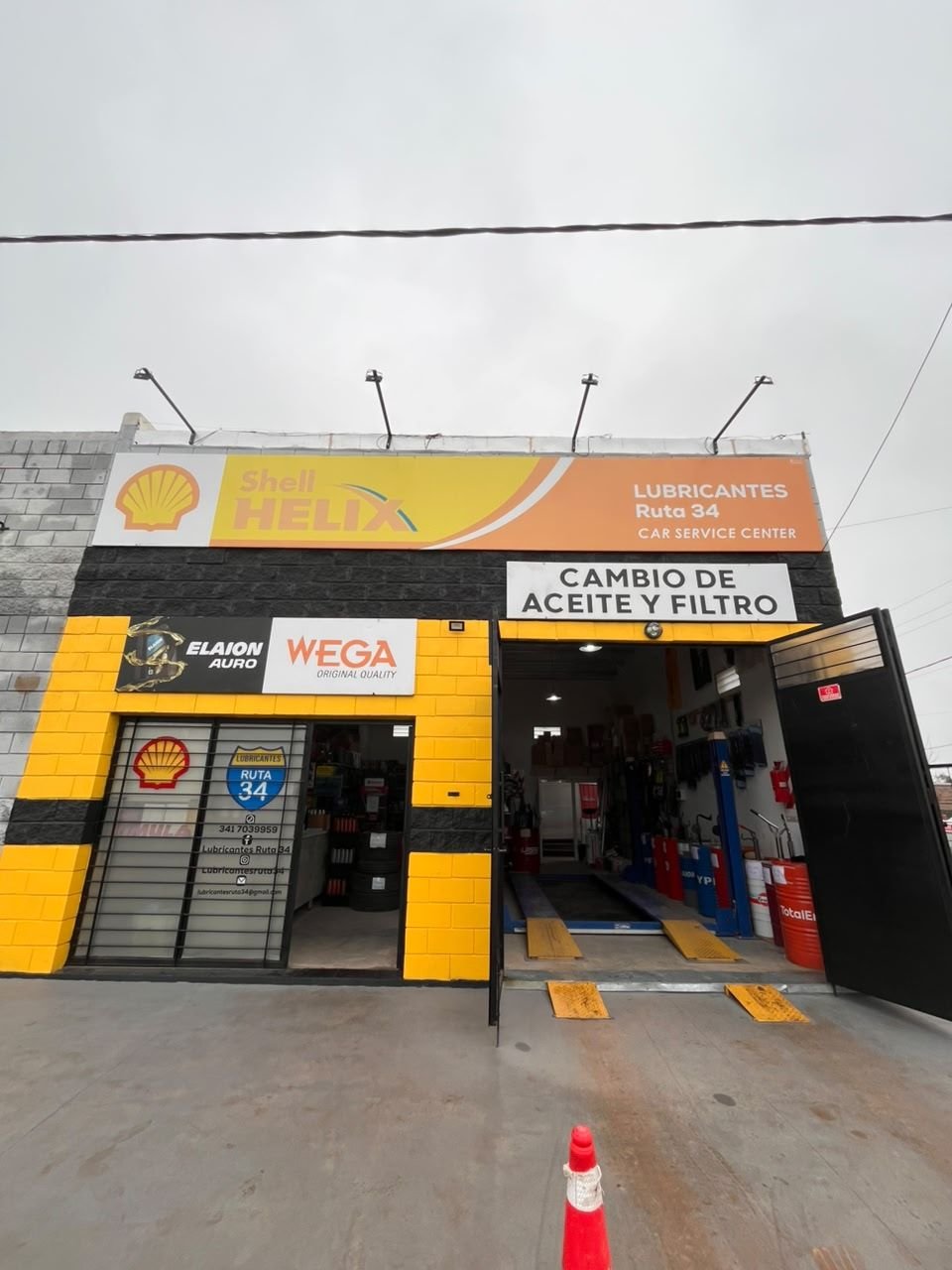 Frente del Lubricentro Ruta 34